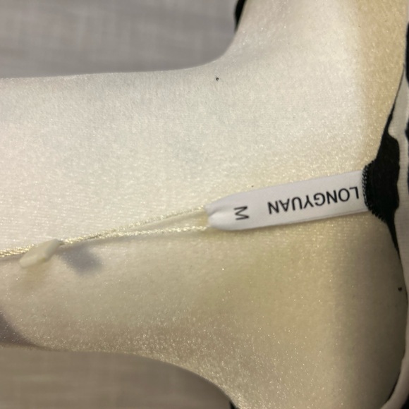 Women's Casual Flowy Pleated Loose Dresses with Pockets - Picture 10 of 10